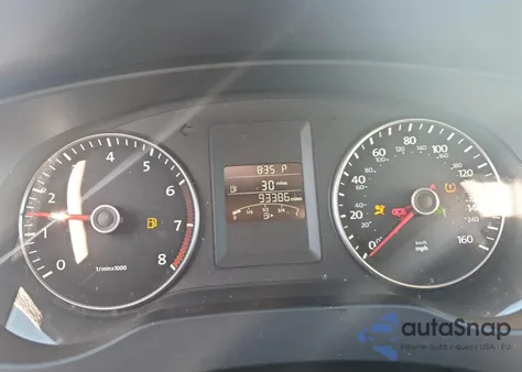 2013 Volkswagen Jetta Se z USA, uszkodzony, nr VIN 3VWDP7AJ7DM283428